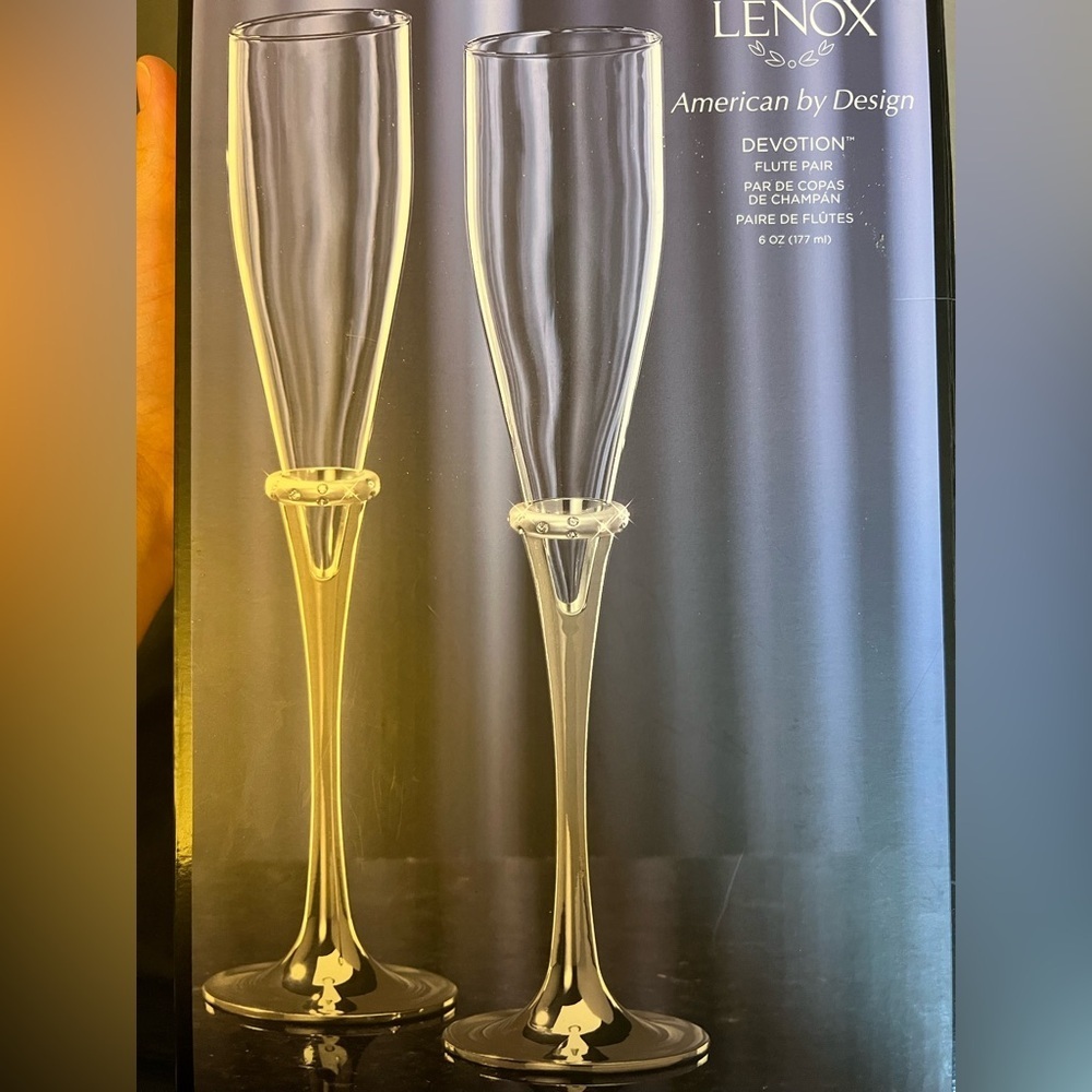 NIB Lenox Devotion Crystal Champagne Flutes - Picture 2 of 5